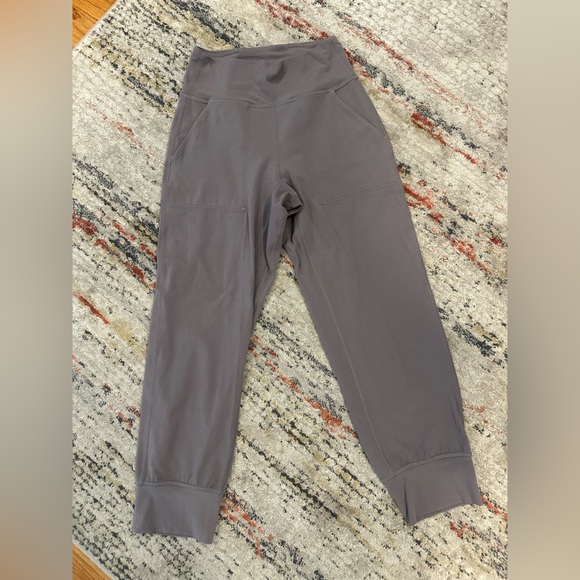 Lululemon Align Violet Verbena Crop Jogger 23” Pants Size 2 - Picture 4 of 9